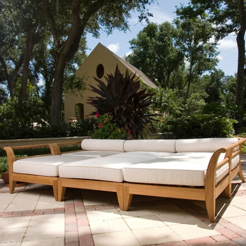 70100 Aman Dais 6 pc Daybed Set AR QR Code on white background