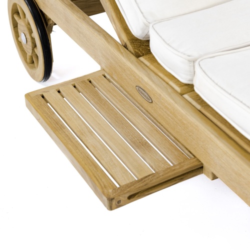 16512s Somerset teak Chaise Lounger closeup of pull out tray on white background