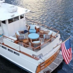 Teak Yatch