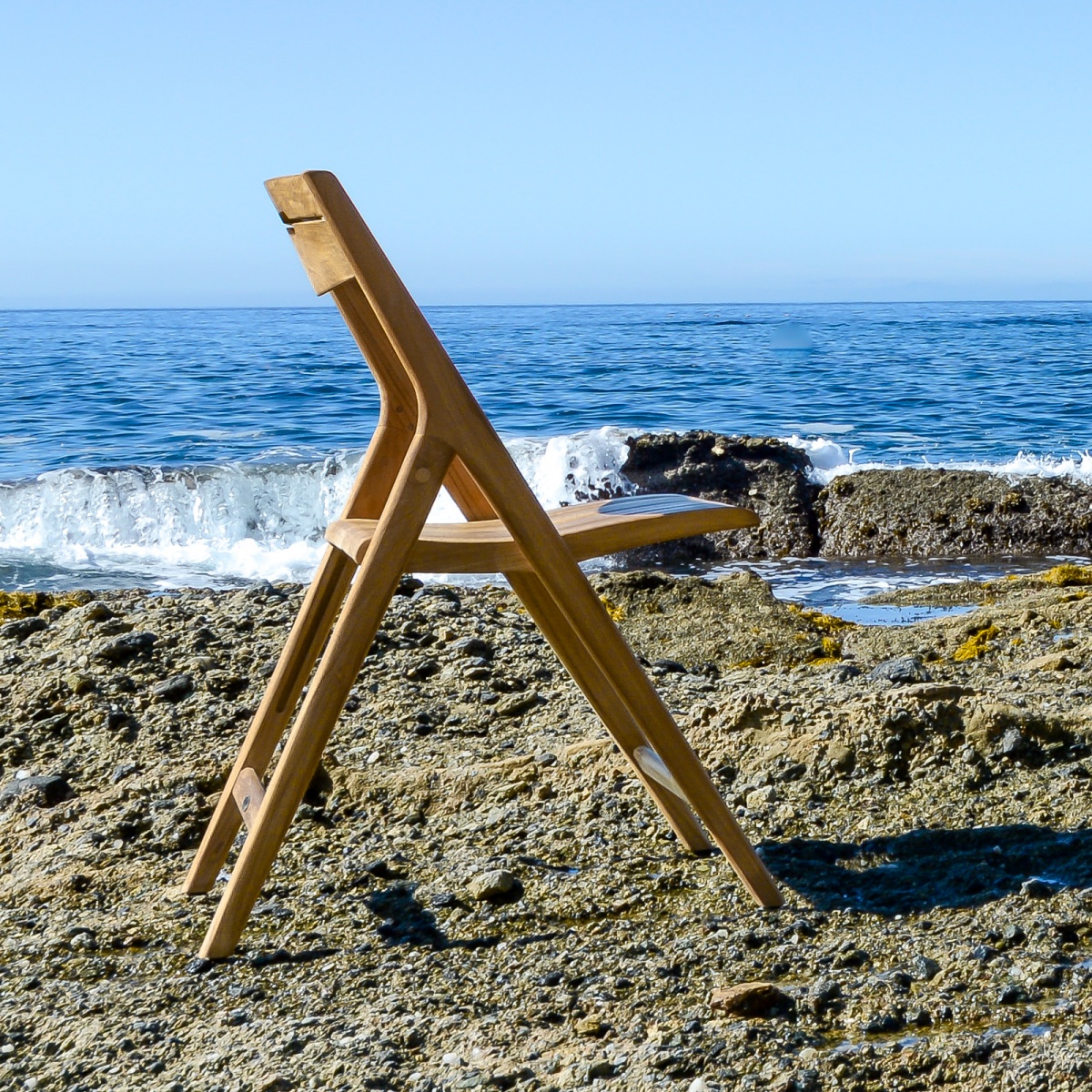 Surf Pyramid Teak Dining Set for 4